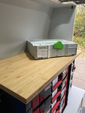 PlugVan Werkstattmodul Werkbank aus Bambus