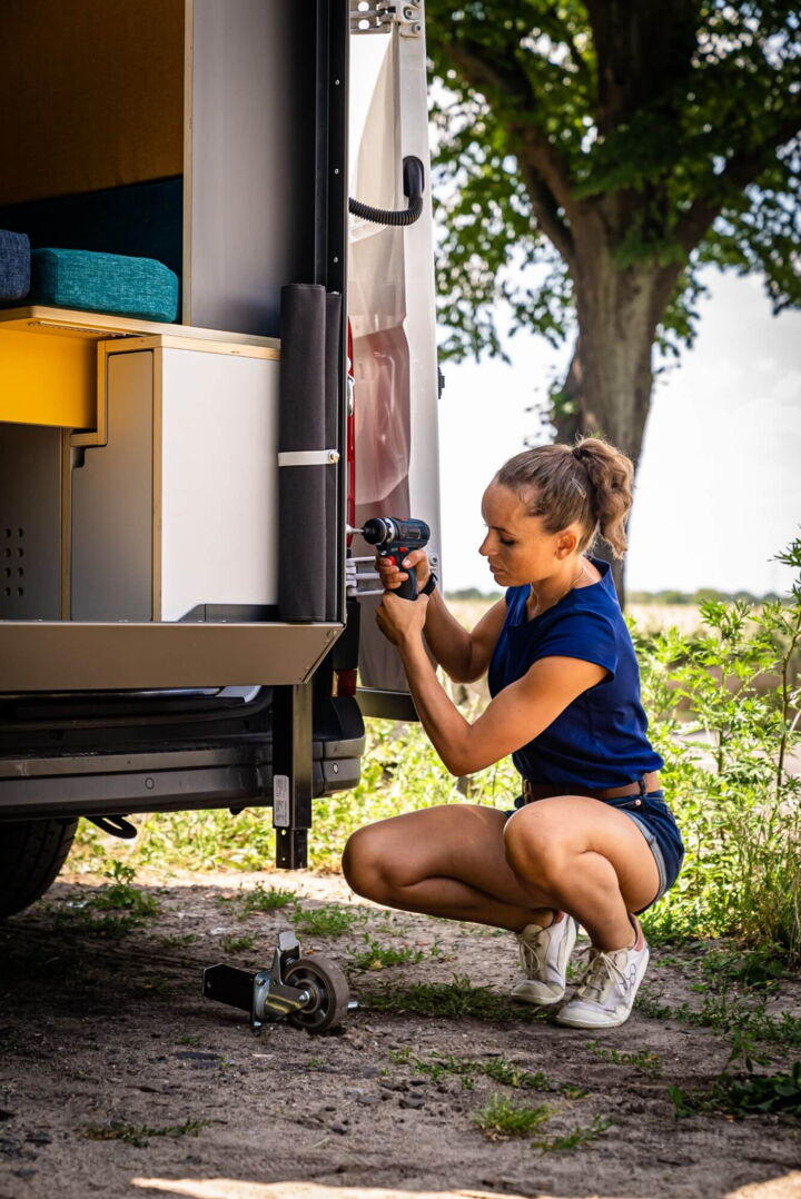 PlugVan camper modules - PlugVan